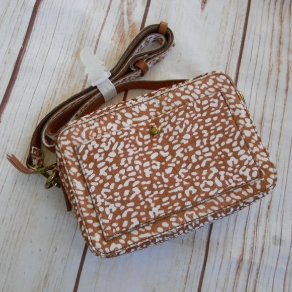 Madewell Handbags - NWT MADEWELL THE TRANSPORT DOTTED CALF HAIR CAMERA SHOULDER BAG!